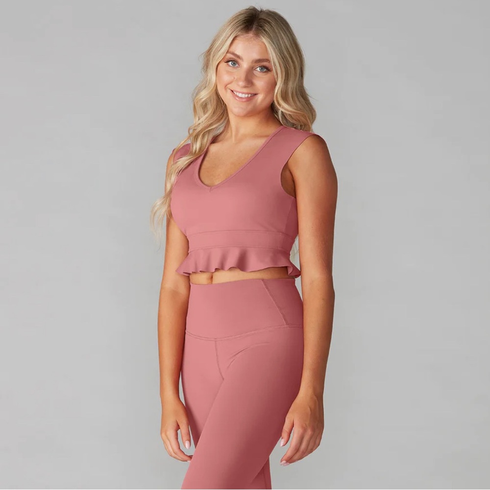 TAVI - flutter bra and leggings | Size Medium (both) | color canyon